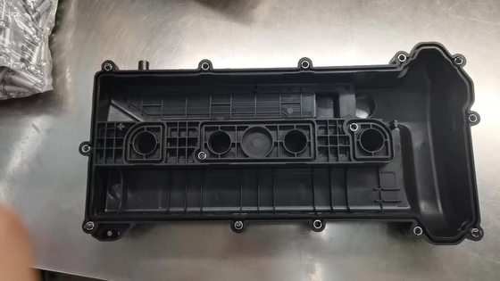 認証 TS16949 4M5G-6K272-HE F-OCUS MK2 C MAX用のエンジンローカーバルブカバー