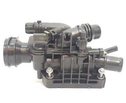 参照番号 FTS25292 シトロエン・ページオ 1.5 HDI 9812113780用のサーモスタット・ハウジング