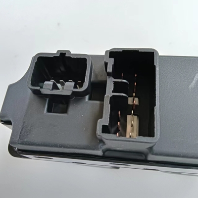 OEM NO GJ6A-66-350A マツダ6 323 FML Premacy用のパワーウィンドウマスター制御スイッチ