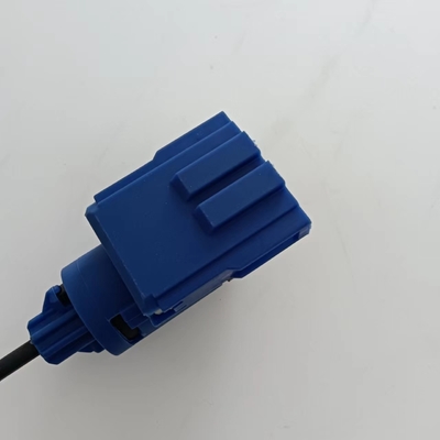1J0 927 189 アウディ/フォルクスワーゲン用ABSプラスチック製のクラッチスタート安全スイッチ