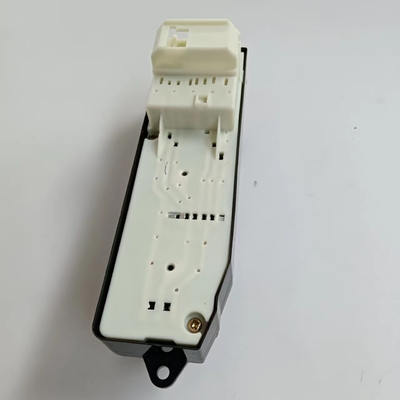 84820-35010 ヒラックス・ランドクルーザー 70 80 4-ランナー用の電気電源窓スイッチ 認証