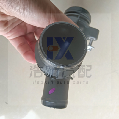 A2742000256 メルセデス・ベンツ M274用の水冷却剤ポンプ入口パイプ