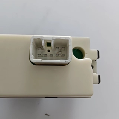 メタルプラスチックパワーマスターウィンドウスイッチ 897400382D Isuzu Dimax D-max 2003-2011