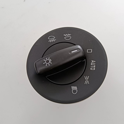 スコダ OEM NO.1Z0 941 431用の金属プラスチッククロムヘッドライトスイッチ