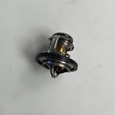 VWフォルクスワーゲン・パサット Audi A4 Quattro A6 IATF16949 承認された温度調節器の交換/修理