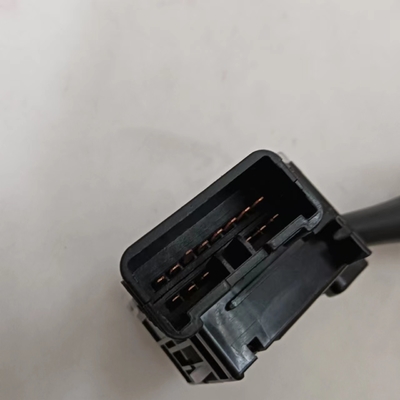 UJ06-66-122 UJ0666122 マツダ B2500 B2600 BT-50 自動車用ヘッドライト回転信号スイッチ