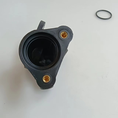 VW 自動車装具 IATF16949 058-121-132 Audi/Volkswagen モデル用の冷却ホースフレンズ
