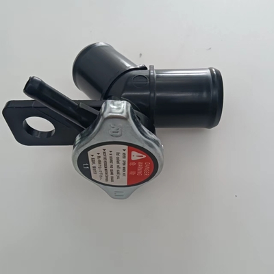 2009-2013年の鈴木グランドヴィタラ2.4L 交換用金属プラスチックラジエーター充填器