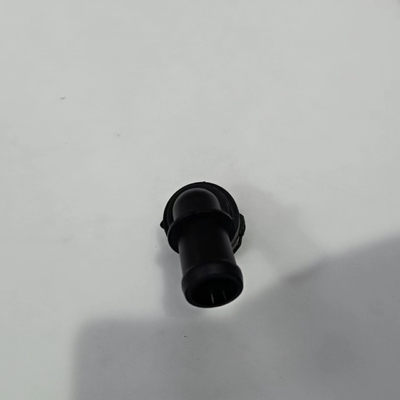 フォルクスワーゲン・トゥラン・ティグアン・ポロ・パサット 5Q0122291AC IATF16949用の金属プラスチックフレンズ冷却剤