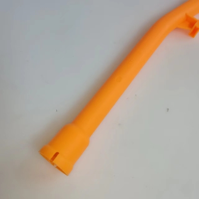 オードイ・フォルクスワーゲン用の金属プラスチックエンジンオイル・ディプスティック・チューブ上部 06A103663B