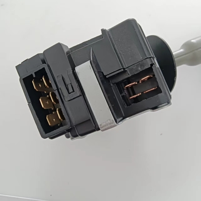 高耐久性自動車ライトスイッチ OEM NO 770146629 ルノー 2.3 dCi 170