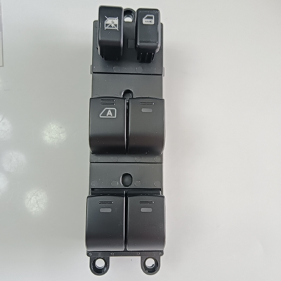 前左運転手側電源窓のスイッチ ニッサン パスファインダー 2005-2008 25401-ZP40B