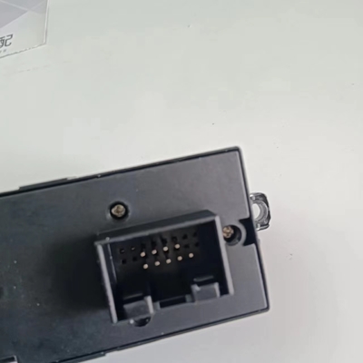 BSG 90-860-061 フロント左パワーウィンドウスイッチ 1J4959857 VW ジェッタ パサット ゴルフ 4 ドア 00-2005