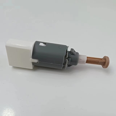 オペル デイウ シェブロレット ブレーキライト スイッチ 25320-00Q0A フィット 93197675 8200168238 4155450009