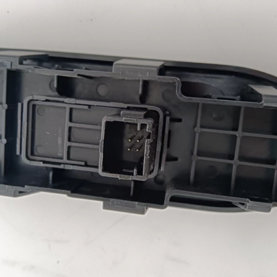 Peugeot 207 6490.HQ 6490HQ 6554.HJ 6554HJ 6554.QL 6554HL 6554.ZLのためのウィンドウリフトスイッチ