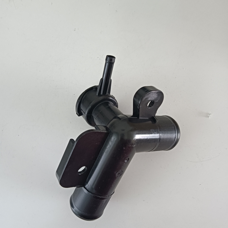 ニッサン・セントラ 2013-2018 向け 冷却液充填部 21418-3RA0A -DB 参照番号 TM 43 105